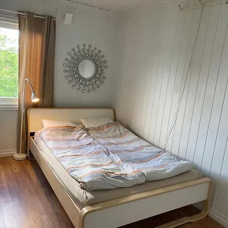 Gaavstand Til Brygga Og Sentrum